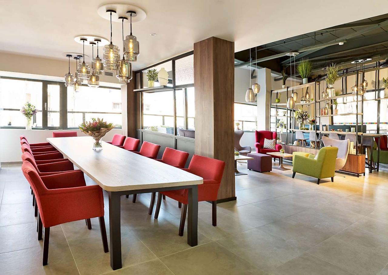 Park Inn By Radisson Хаселт Екстериор снимка
