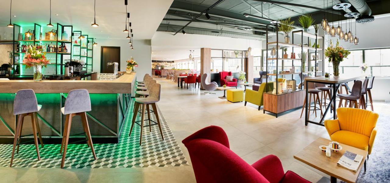 Park Inn By Radisson Хаселт Екстериор снимка