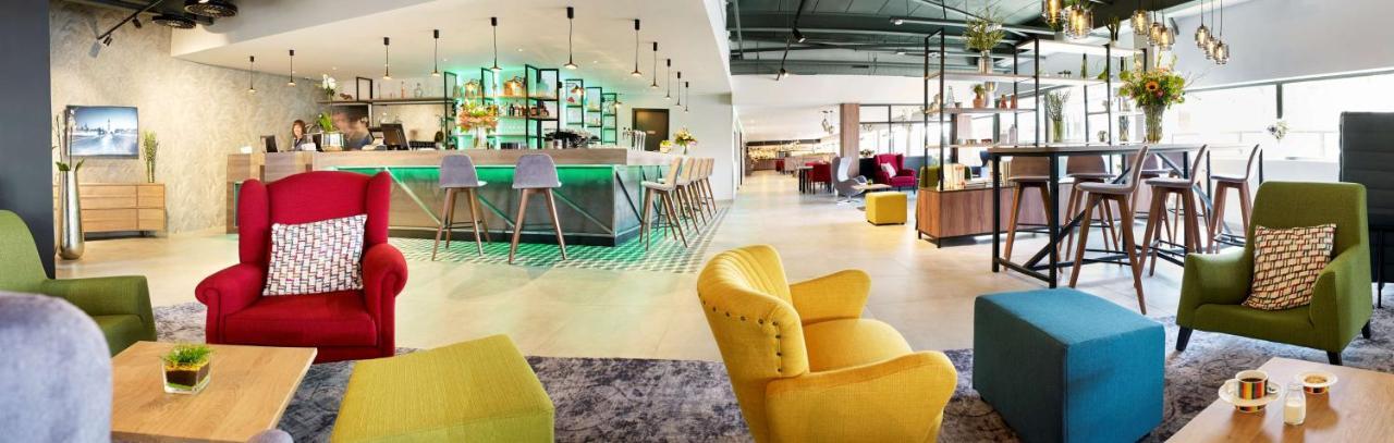 Park Inn By Radisson Хаселт Екстериор снимка